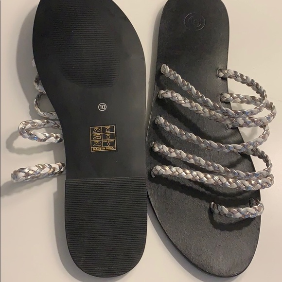 Sandals - Picture 4 of 5